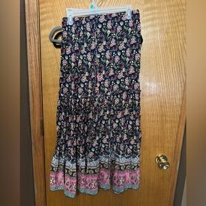 Maxi skirt size medium